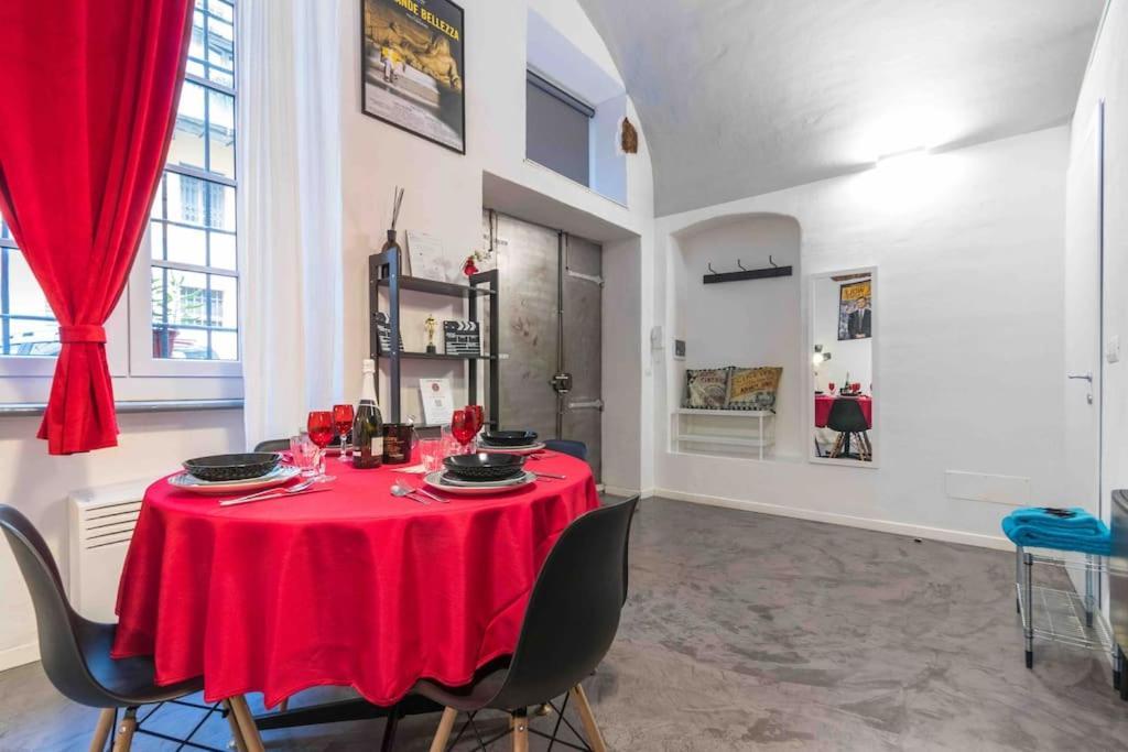 Апартаменти Hollywood Housein The Heart Of Турин Екстер'єр фото